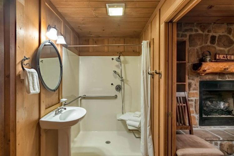 Lodges At Maple Creek Cond