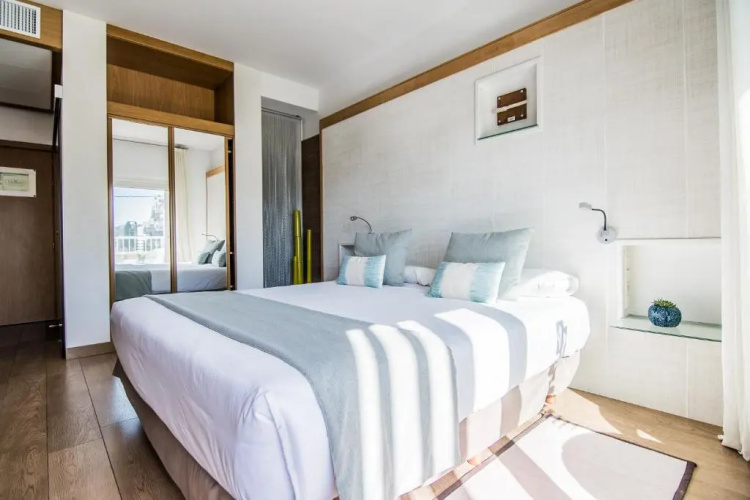 Hotel Lux isla