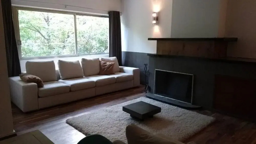 Room-private Room With Tv Polanco