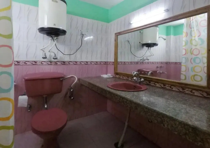 Armaan Inn and Suites