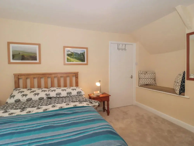Holly Cottage