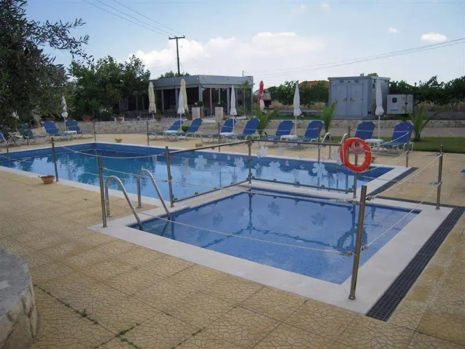 Agnanti Hotel