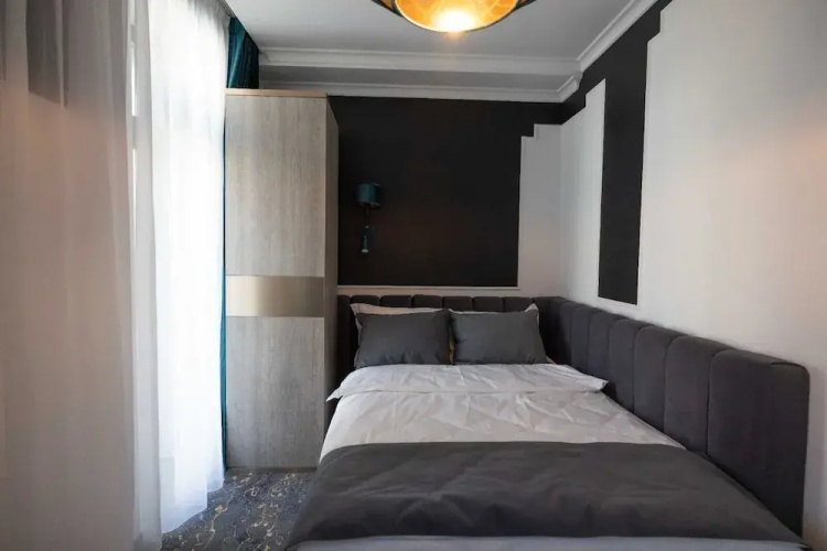 Opera Hotel
