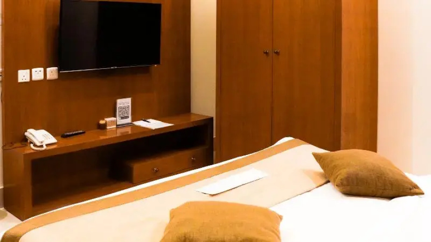 Smayah Suites And Apartments