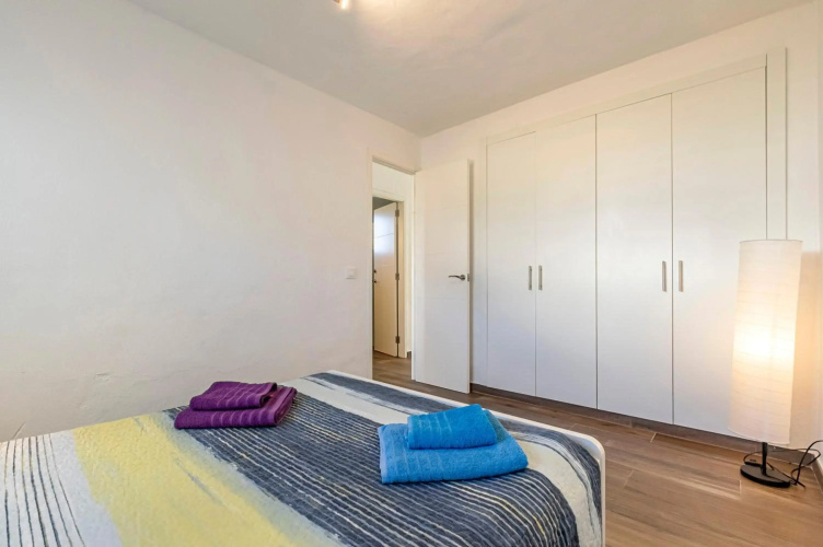 Can Pons Apartment