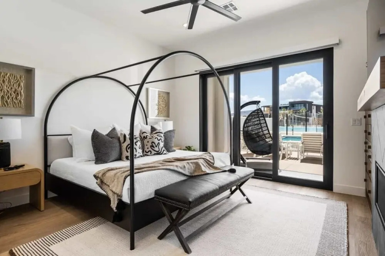 The Beach Front 2.0 7 Bedroom Home