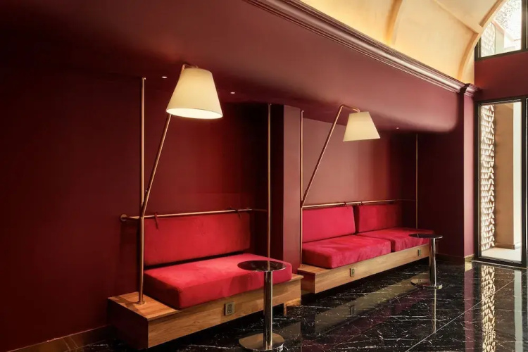 Kin Hotel Onsen Edition