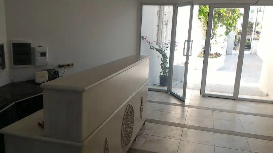 Iz Birak Hotel