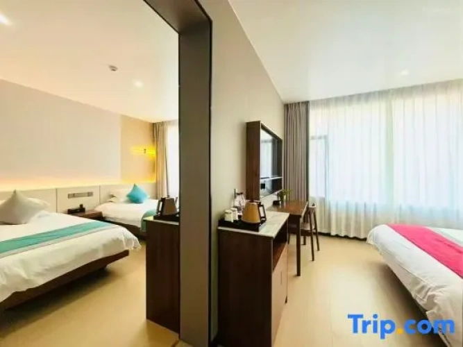 Deluxe Suite