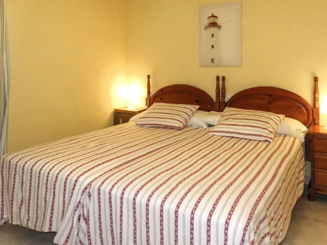 Apartamentos Amores (TEL200)