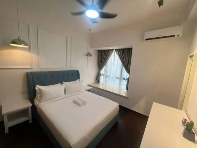 3 Bedrooms Apartment with city view