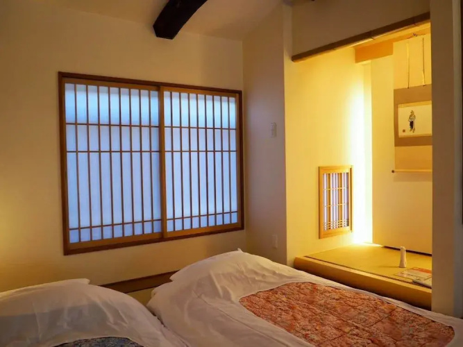 Tsukinowacho House
