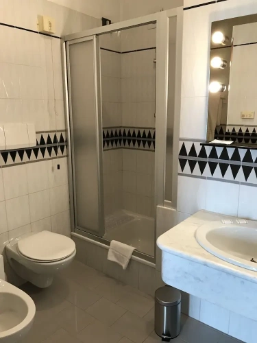 Comfort Double room with balcony and with lake view