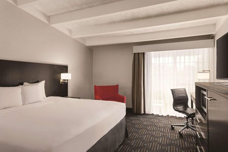Country Inn & Suites by Radisson, Woodbury, MN Over view
