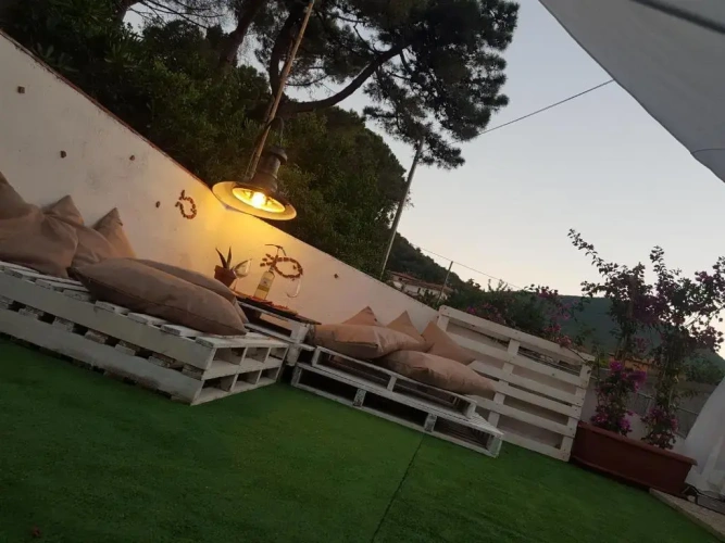2 Bedrooms Cottage