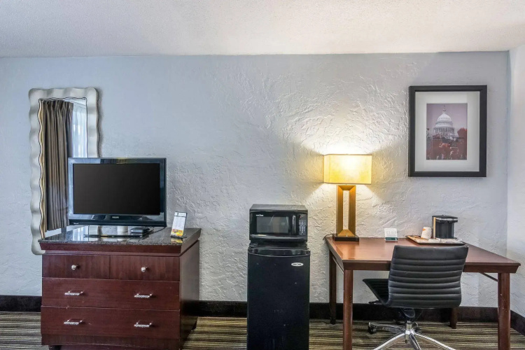 Rest and Relax Inn