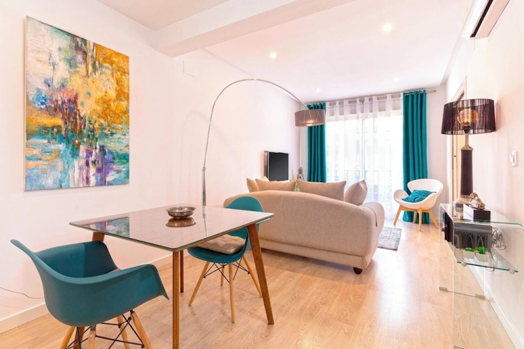 1 Bedroom Apartment with balcony