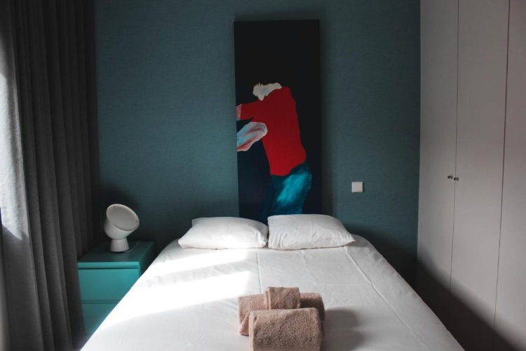 2 Bedrooms Apartment
