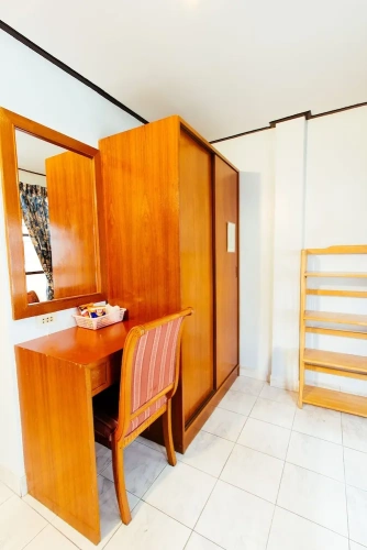 1 Bedroom Deluxe Triple room