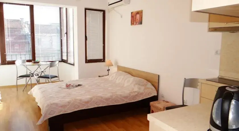Natali Apartment