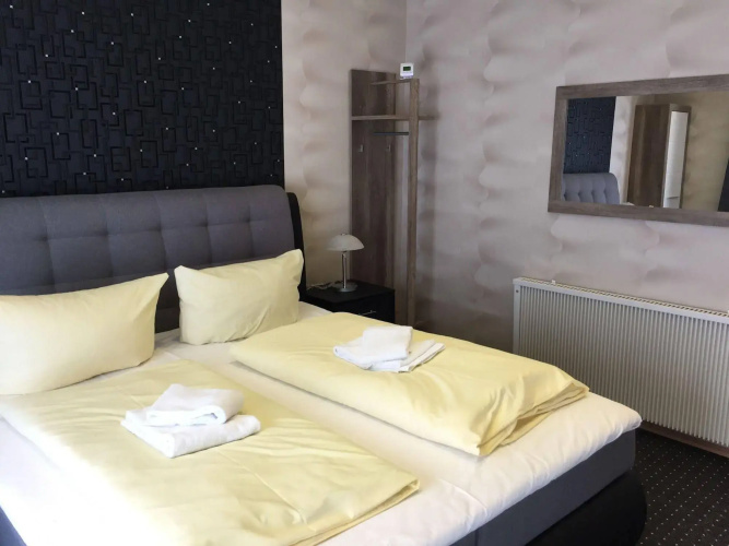 Hotel Holl