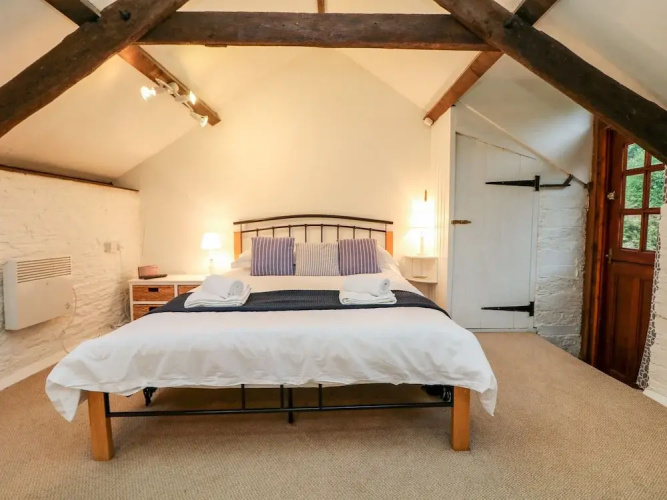 Apple Loft