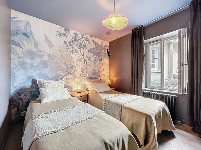Deluxe Apartment with garden view