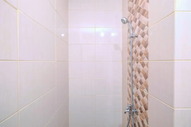 Affordable Price Studio At Dave Apartment