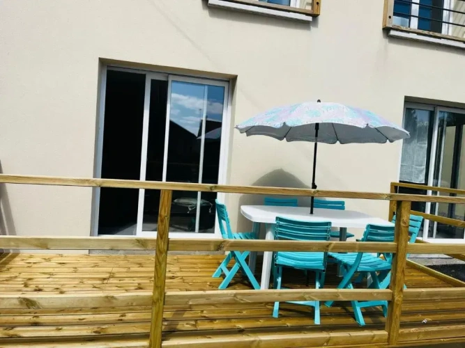 2 Bedrooms Cottage