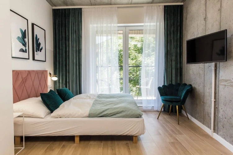 Deluxe Suite