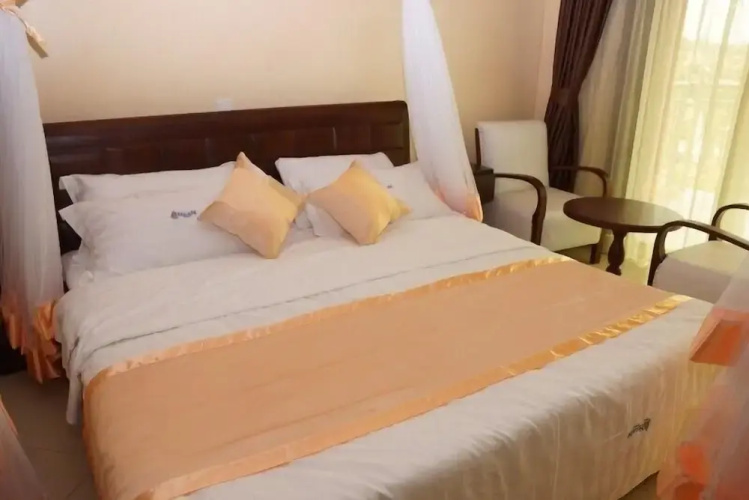 Nican Resort