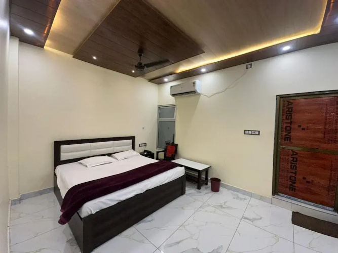 Shree Radhe palace