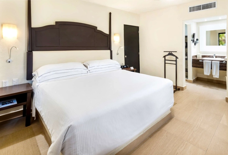 Premium Level Suite