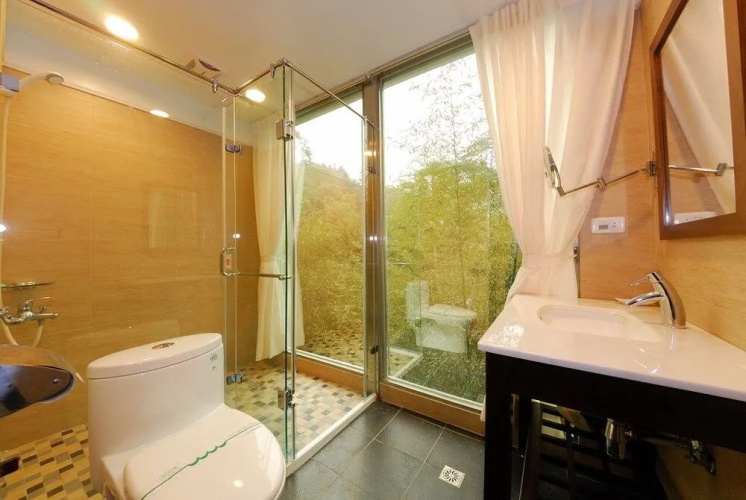 shinmingshan holiday inn