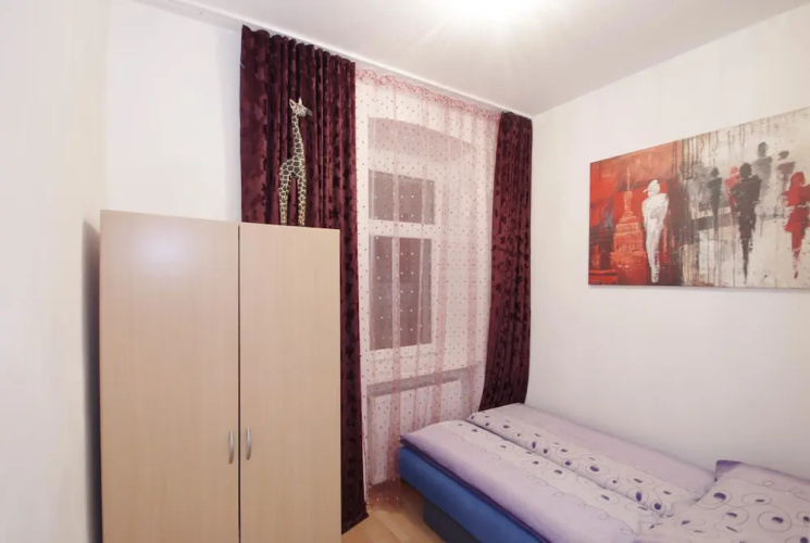 Raisa Apartments