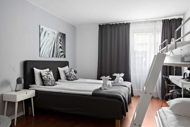 Standard Twin Family room