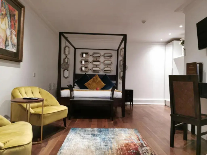 Twenty Nevern Square Hotel