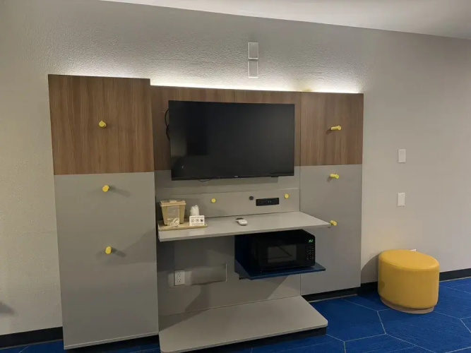 Microtel Inn & Suites by Wyndham Independence