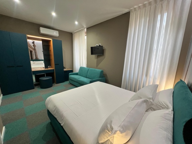 Deluxe Double room