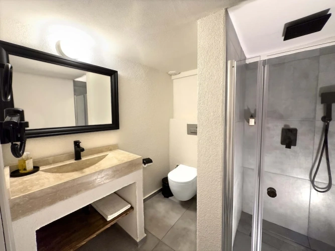 1 Bedroom Standard Quadruple room