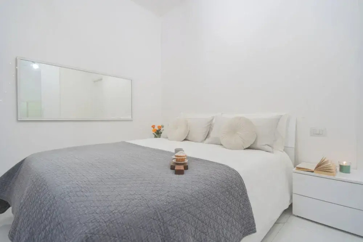 Luce Apartment by Rent all Como