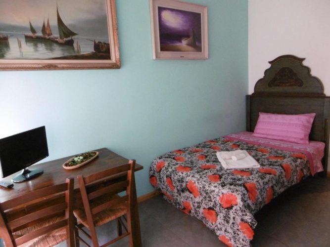Standard Single room