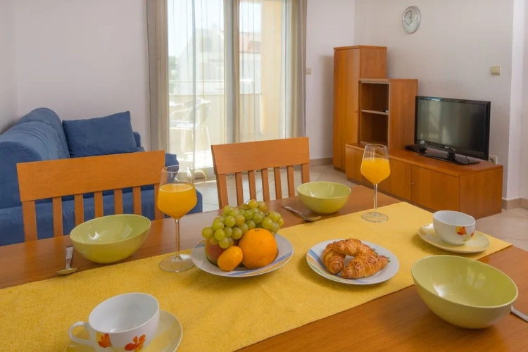 2 Bedrooms Comfort Apartment with balcony and with view