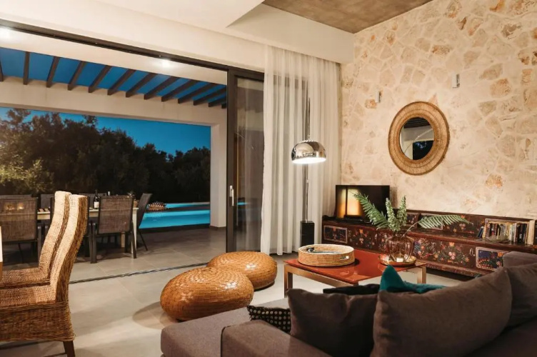 Villa Tiare 1 by Villa Plus