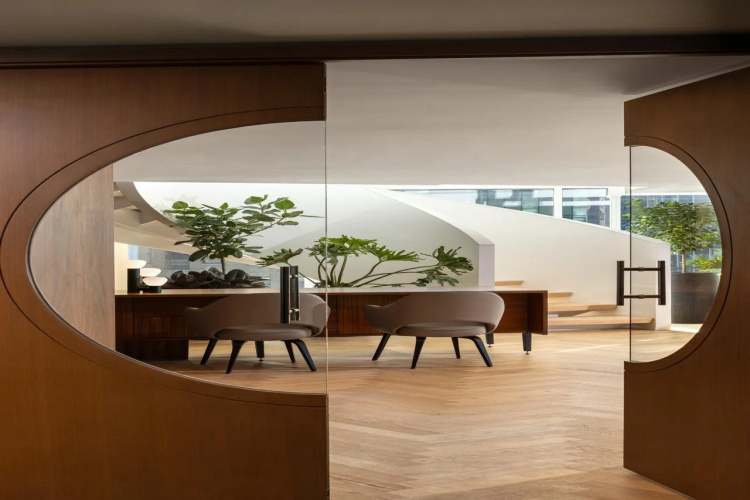 Fairmont Pacific Rim photo 18