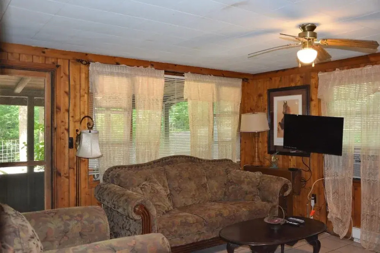 Lost Lodge Resort