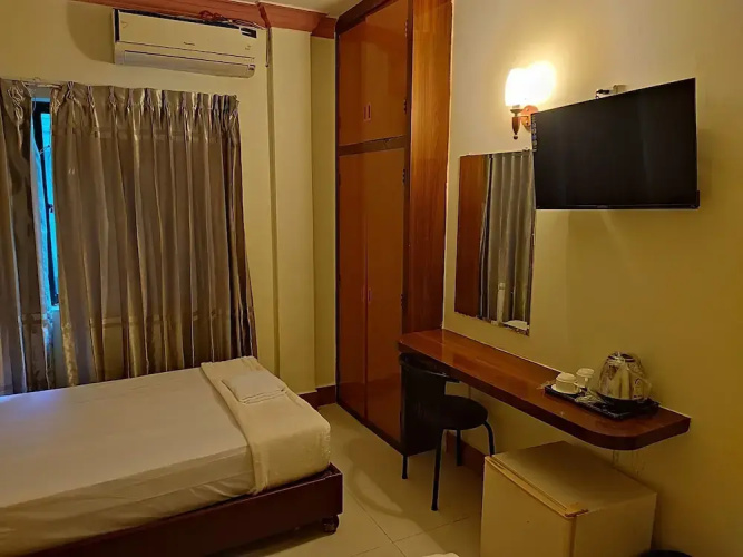 Galaxy Rs Hotel