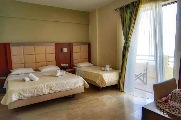 Premium Triple room with sea view