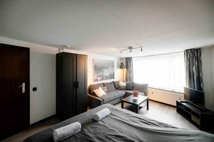Le Studio by La Reine City Center