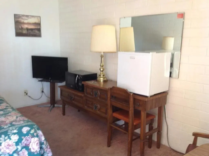 Wiebe Motel